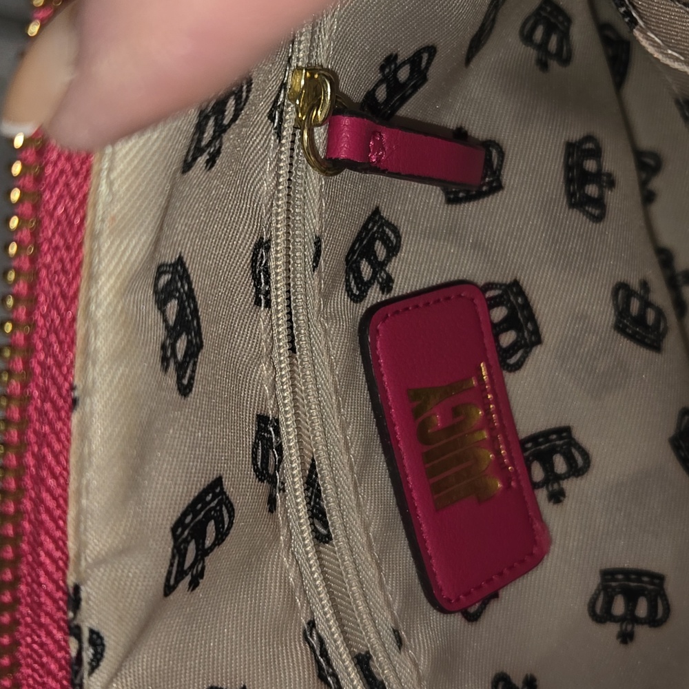Juicy Couture Preppy Pink Fantasy Crossbody Bag - Picture 8 of 8